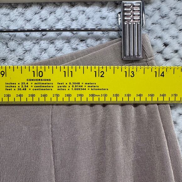 Chicos Travelers Pants 1R 8-M Brown Pull on Elastic Waist Straight Leg High Rise - Picture 8 of 14